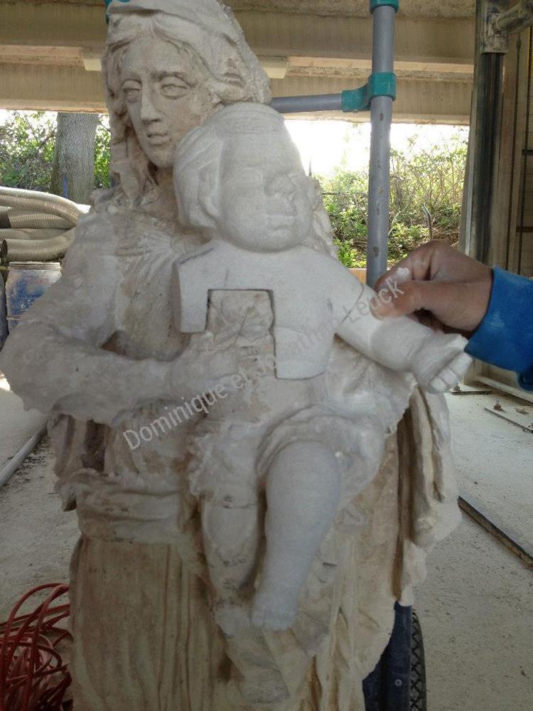 Restauration d'une sculpture en pierre